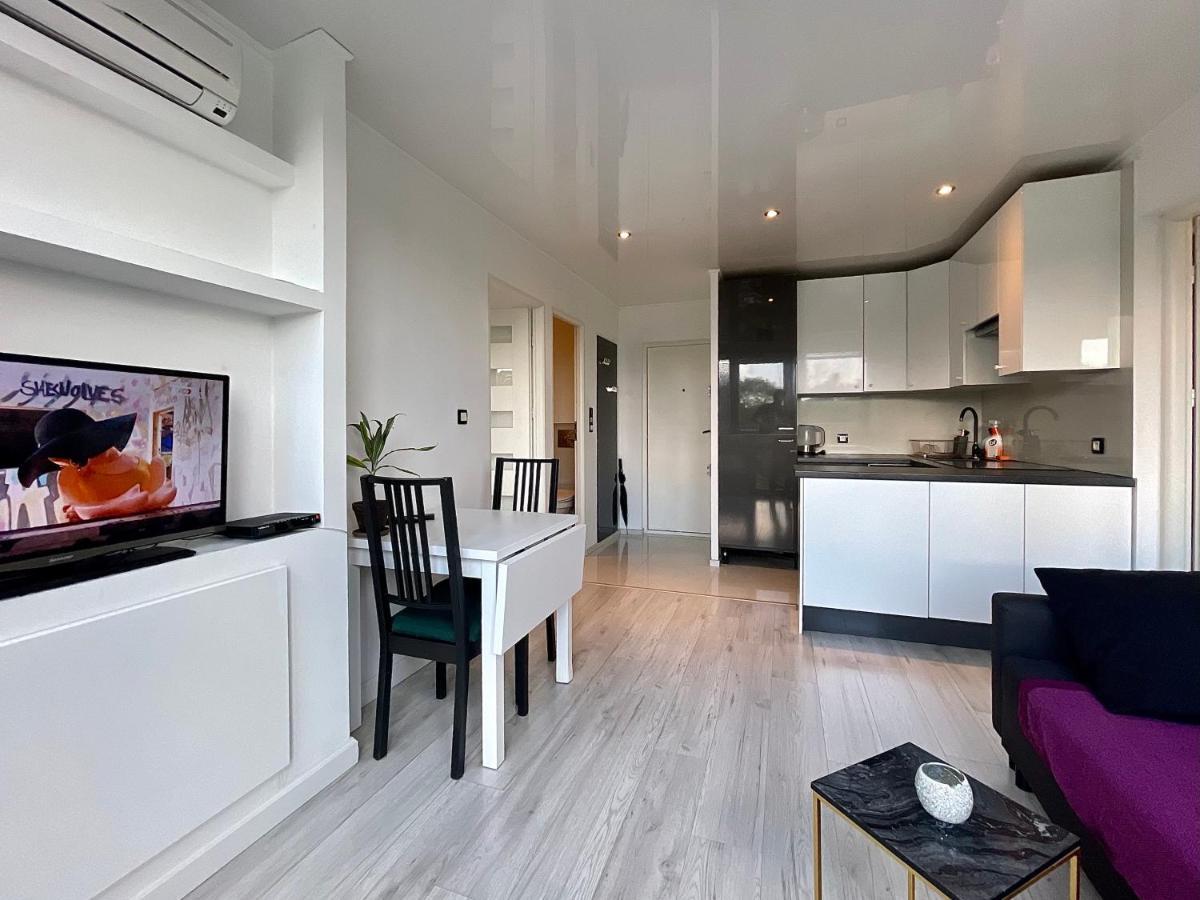 Sasi - Cozy Apartment For 6 People In Centre Warsaw Exterior photo